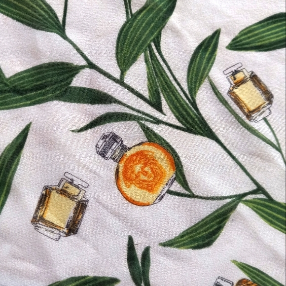 Gianni Versace Vintage 80's Profumi Chiffon Scarf Versace Perfume Logo Motif - Picture 7 of 13